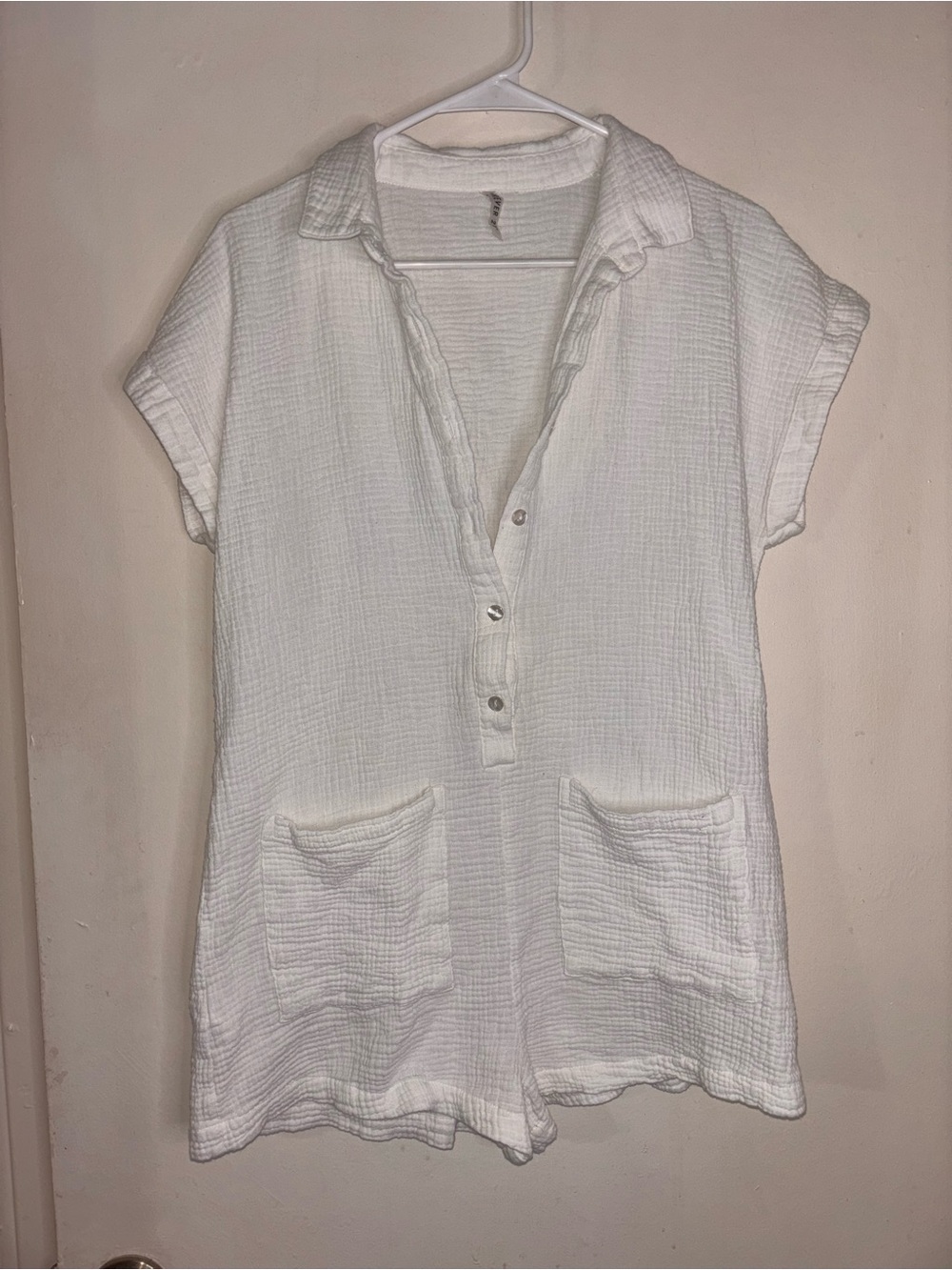 Forever 21 White Gauze Short-Sleeve Romper with Pockets